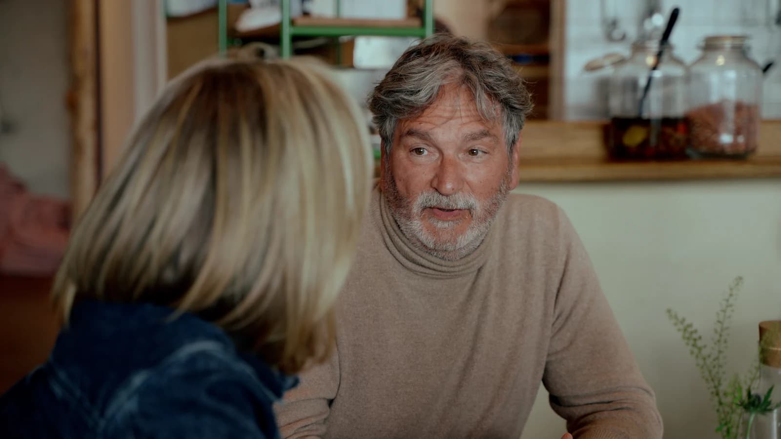 Gesprek tussen naaste en zorgverlener